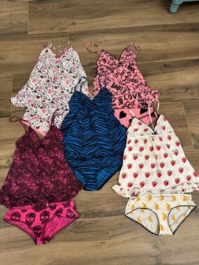 Bundle of 5 Victoria’s Secret PINK Y2K Sleepwear Sets